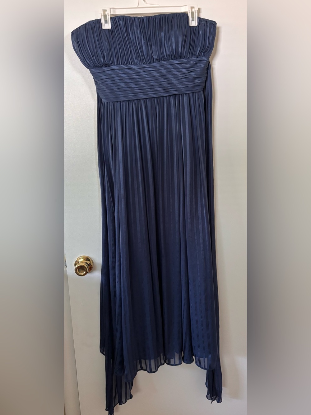 BCBGMaxAzria Navy Ruched Evening Gown Cocktail Bridesmaid Deep Blue Dress - Picture 2 of 8